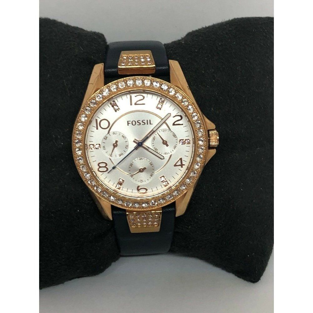 Fossil ES3887 Women's Black Leather Analog Silver
